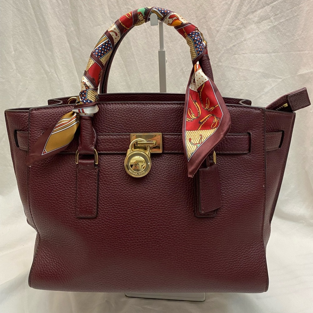 Merlot Michael Kors Hamilton Traveler Pebbled Leather Gold hardware/lock/key